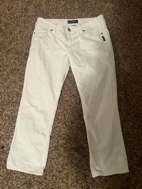 Silver Jeans White Cropped Ankle Jeans